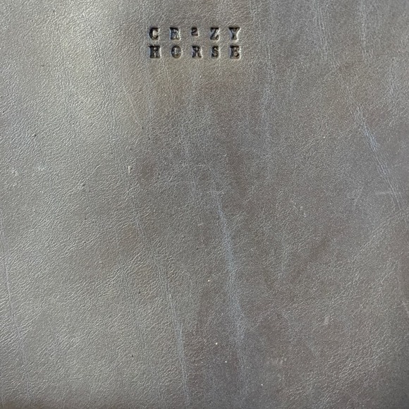 Liz Claiborne crazy horse cross body with wallet - Picture 4 of 7